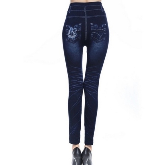New Sick Fashion Heart Stretchy Jean Style Leggings Lily Hollow Seconds - Picture 4 of 9